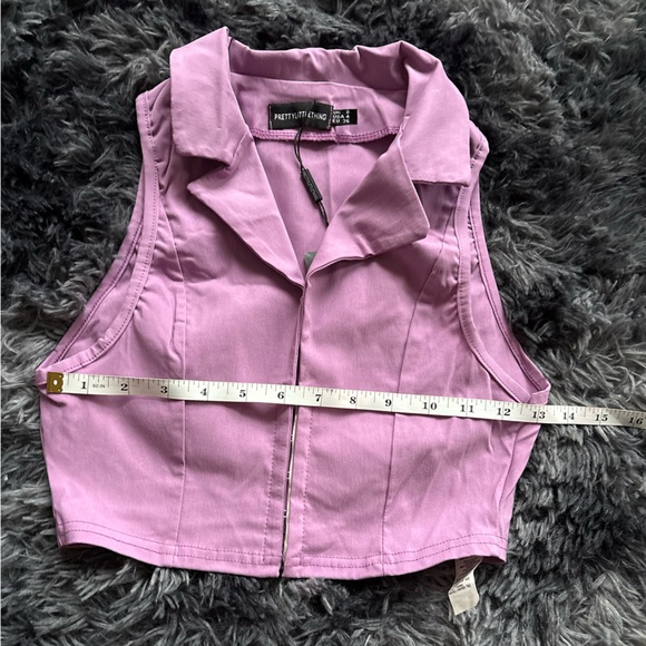PrettyLittleThing Lilac Zip Crop Top – Size 4 (NWT) - Picture 4 of 7